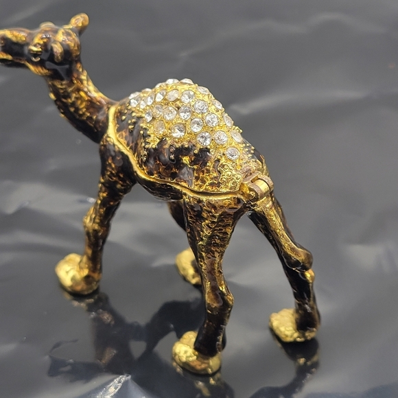 Rare Miniauture Camel Bejeweled Gold & Enamel Camel Trinket VTG W/Clear Stones - Picture 3 of 10